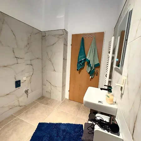 Apartament 2 *